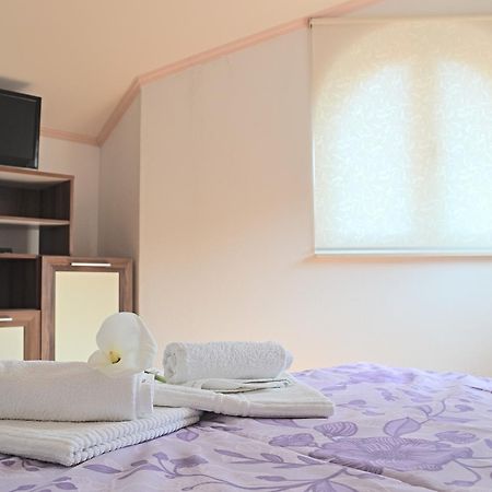 Apartments Dragun Подстрана Екстериор снимка