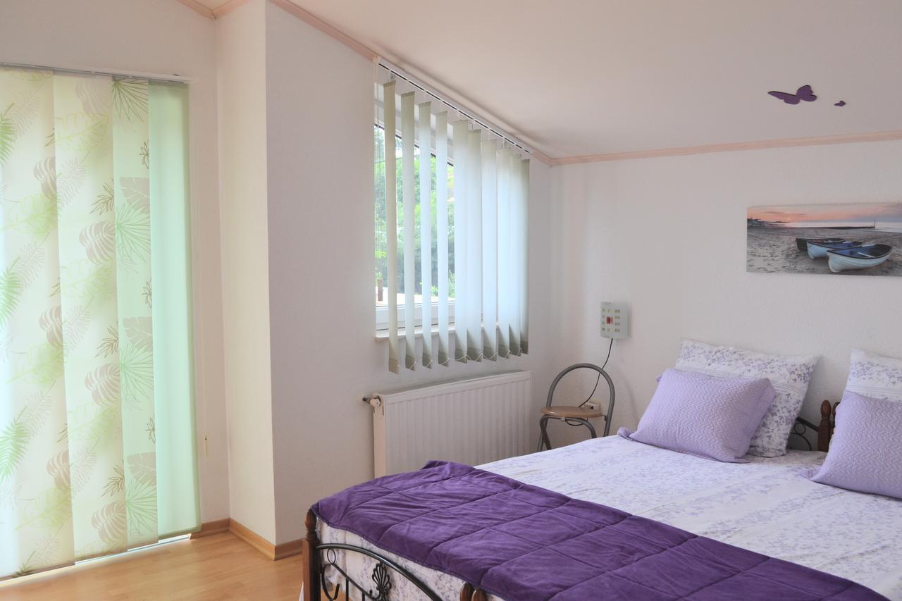 Apartments Dragun Подстрана Екстериор снимка